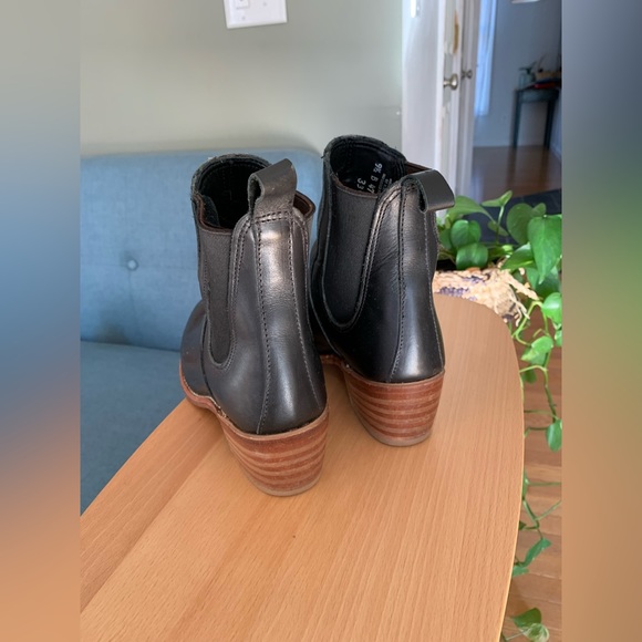 Red Wing ‘Harriet’ Chelsea heels ankle boot in black leather Sz 9.5 B - Picture 7 of 8